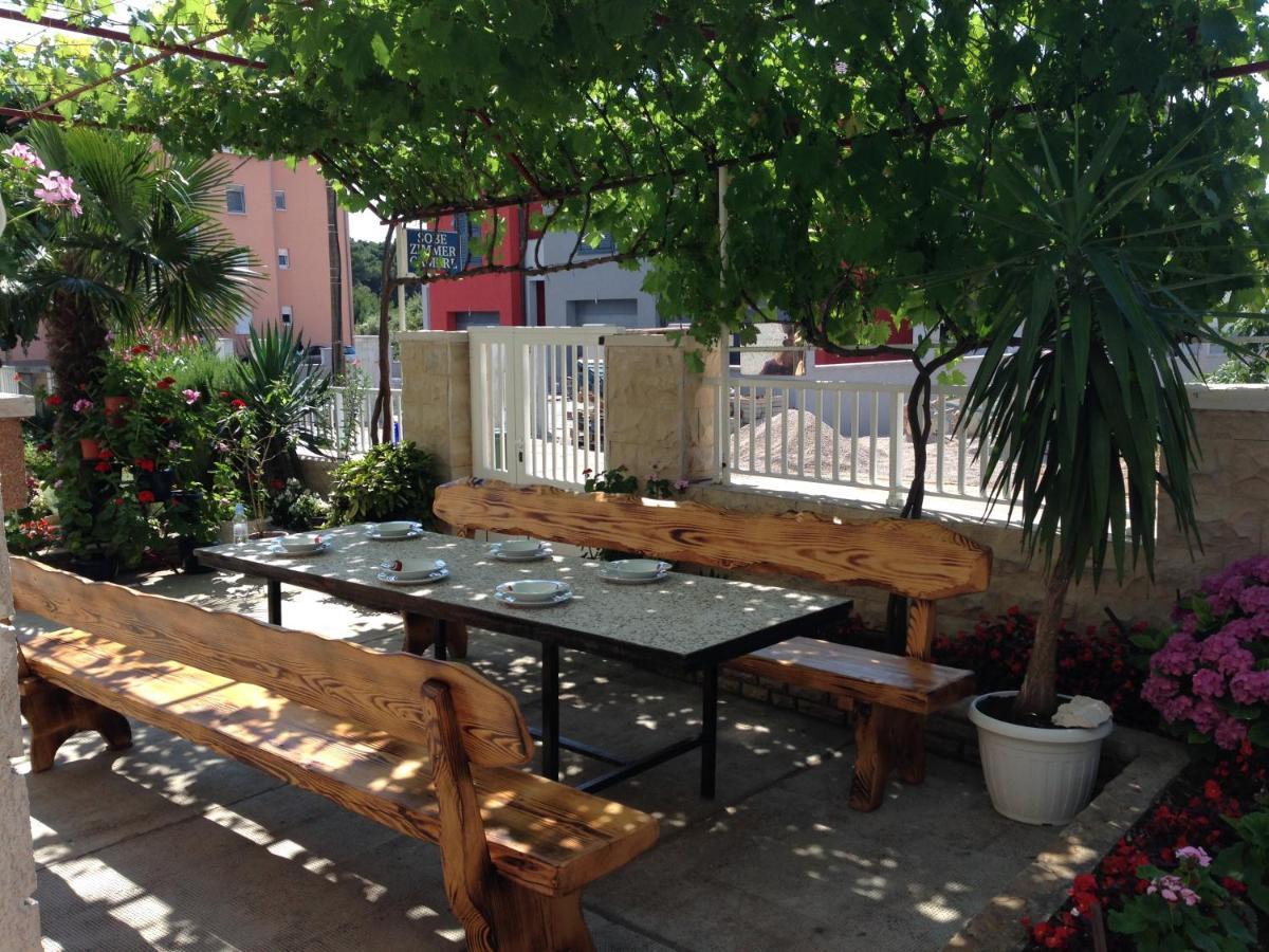 Apartmani Slavica 비오그라드나모루 외부 사진