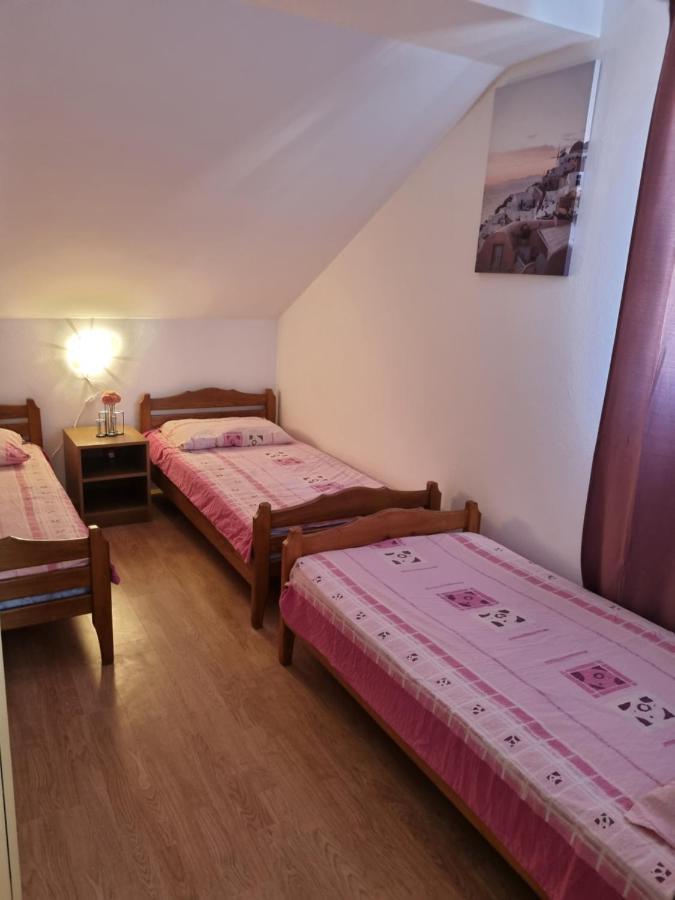 Apartmani Slavica 비오그라드나모루 외부 사진