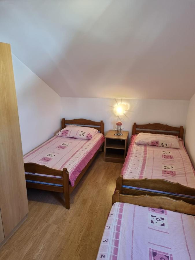 Apartmani Slavica 비오그라드나모루 외부 사진