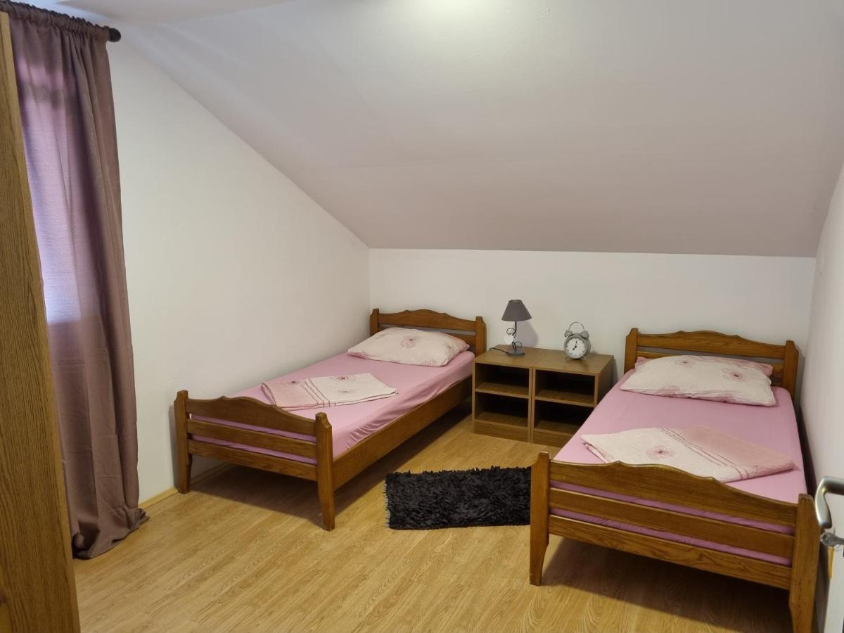 Apartmani Slavica 비오그라드나모루 외부 사진
